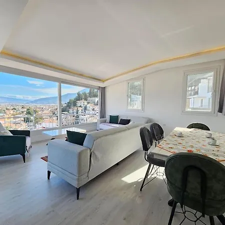 Holiday home Sea View In Center
